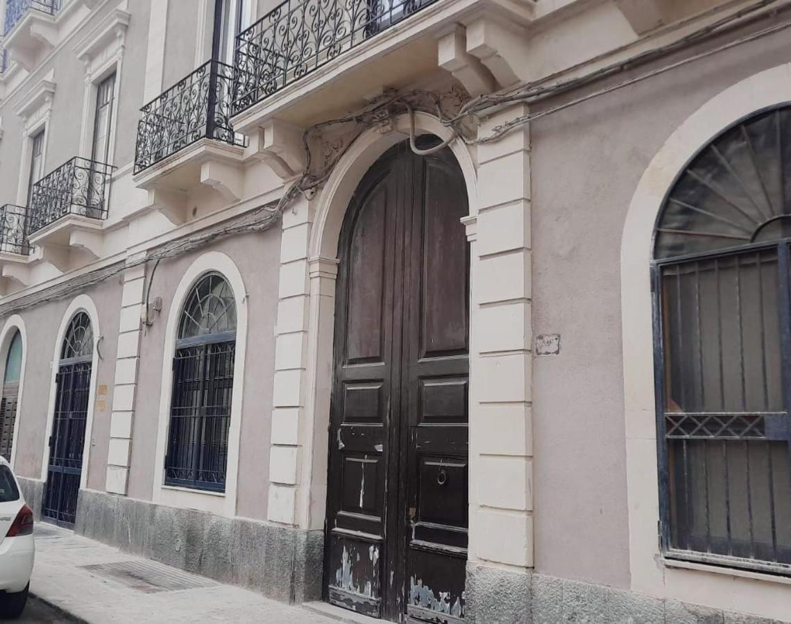 L&L House Apartment Catania Exterior photo
